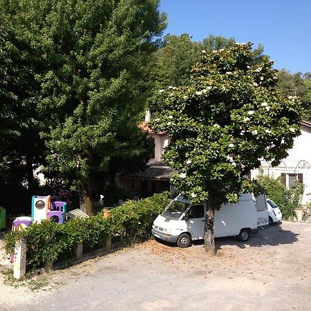Hostellerie du loup Villeneuve-Loubet Extérieur photo