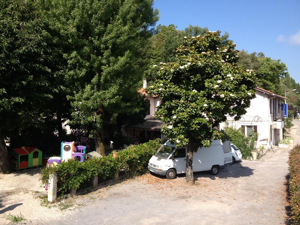 Hostellerie du loup Villeneuve-Loubet Extérieur photo