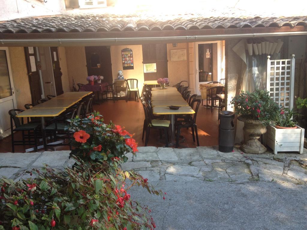 Hostellerie du loup Villeneuve-Loubet Extérieur photo